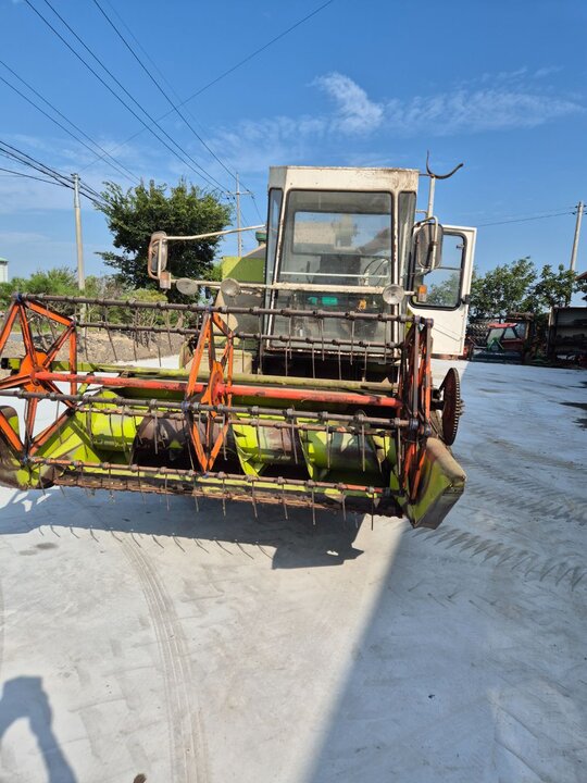 아세아 콤바인 CT2100 ()