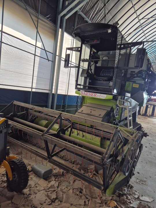 Shibaura Combine Harvester 크라스2600 (보통형)