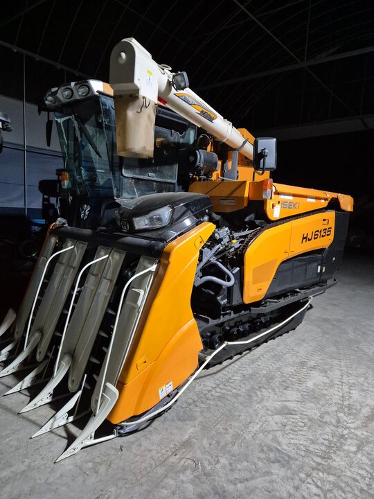  Combine Harvester HJ6135 (6Rows)