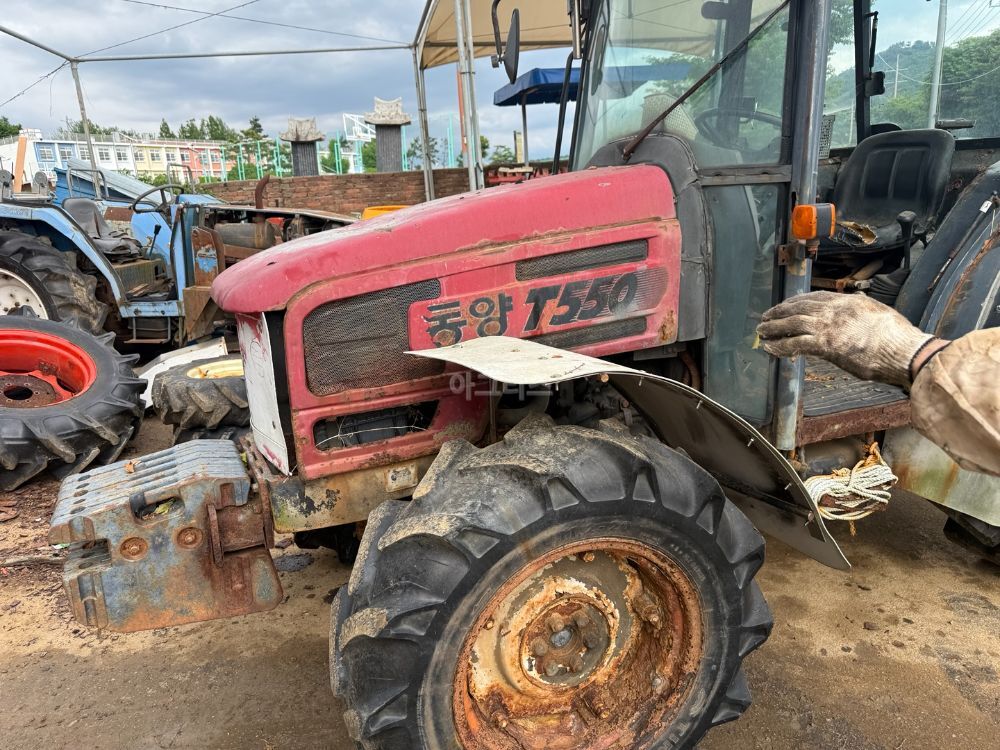 TYM 트랙터 T550 (55마력)