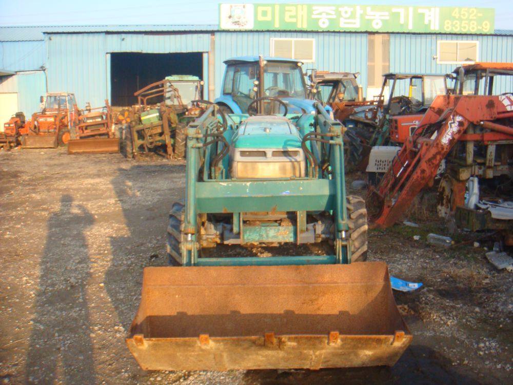 대동 트랙터 D400 (40마력)