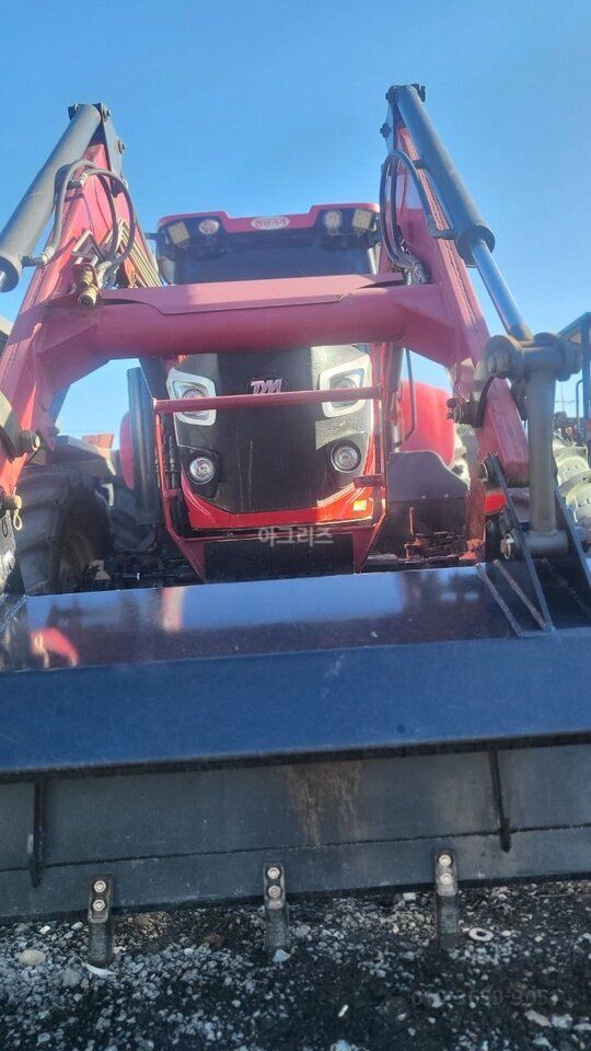 TYM Tractor S1250 (129hp)