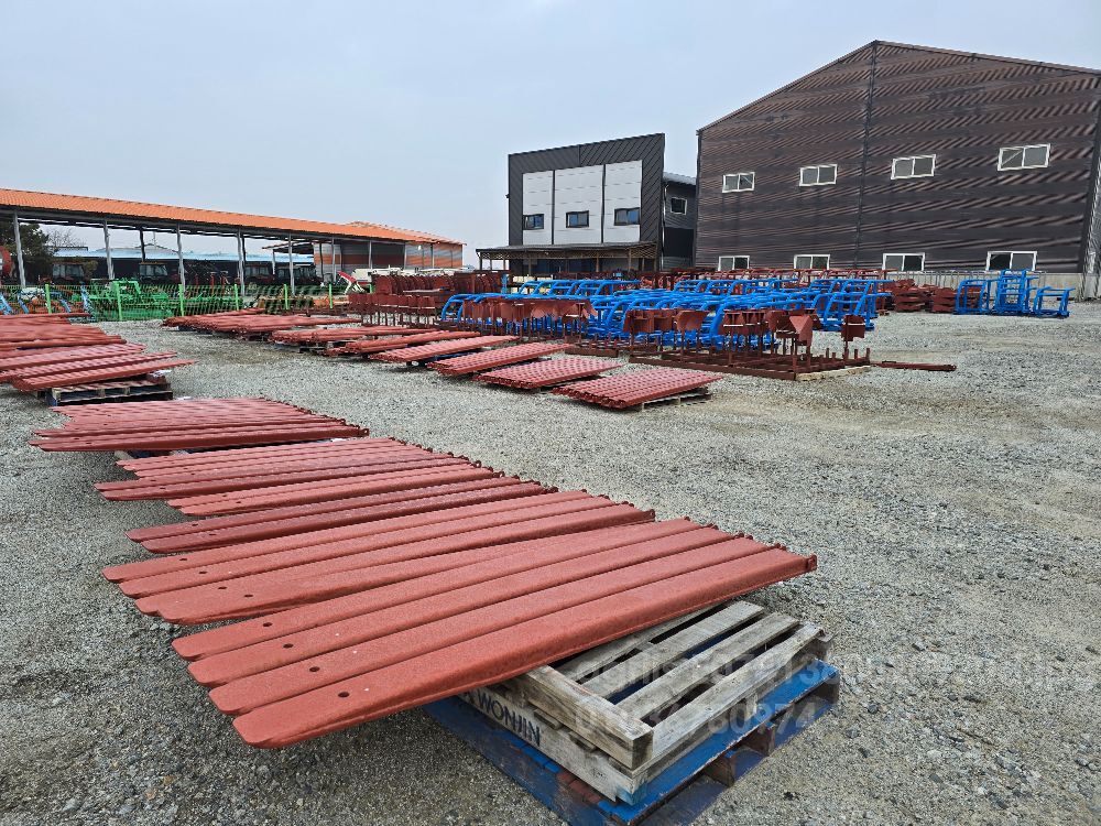 명일기공 지게차 코끼리발 지게차 톤 백걸이 높이 450mm  750mm 1100mm  1450mm 뒤우측면