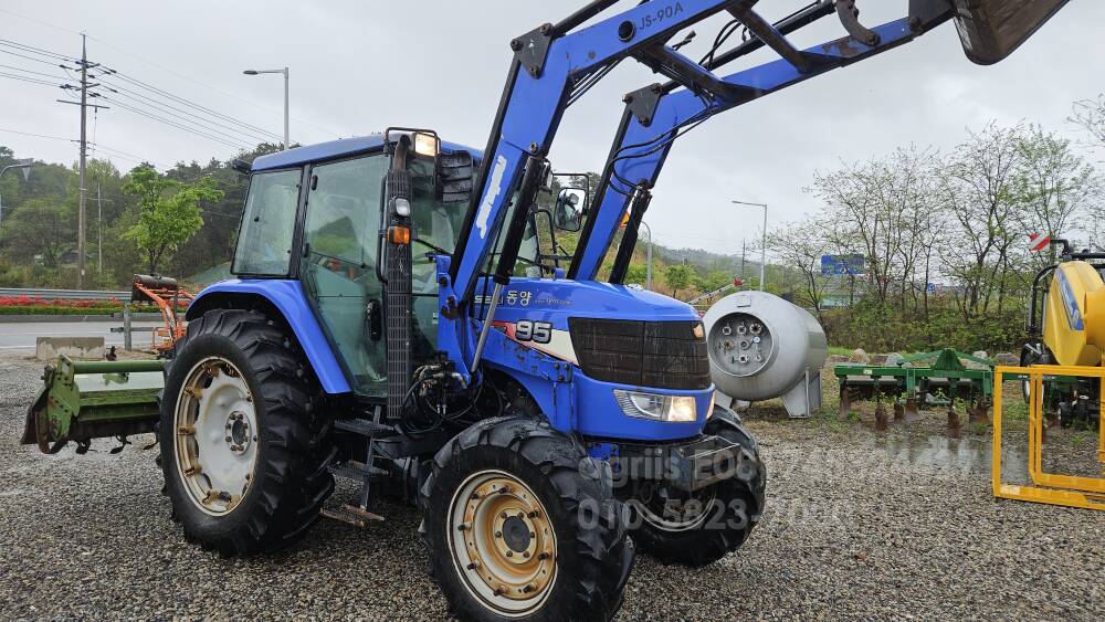 TYM 트랙터 TJW95 (95마력)