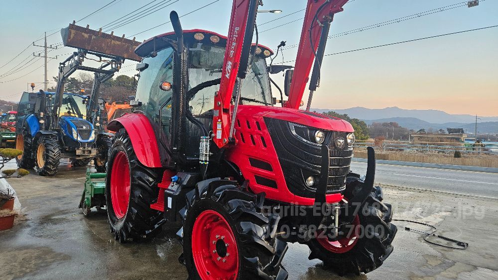 TYM 트랙터 K110E (111마력)