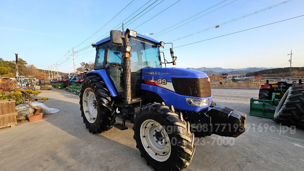 TYM 트랙터 TJW95 (95마력)