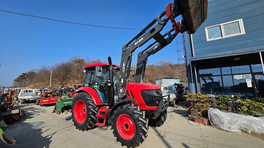 TYM 트랙터 T115 (115마력)