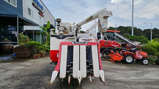 Yanmar Combine Harvester AW473 (4Rows)