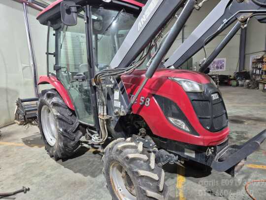 TYM 트랙터 T58 (55마력)