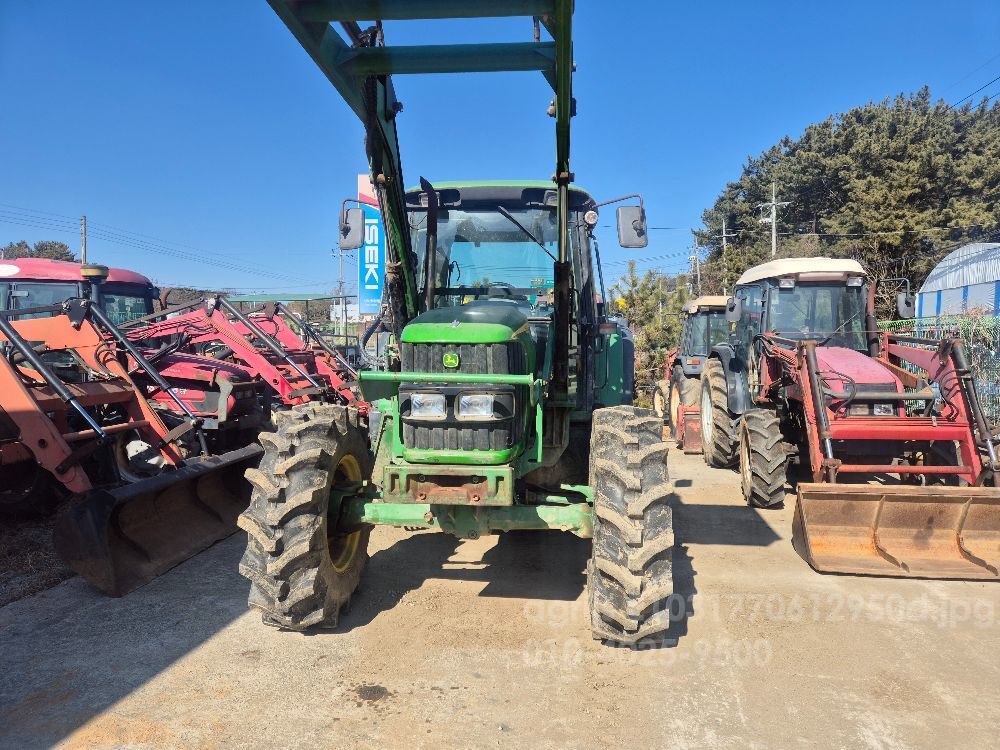 JohnDeere Tractor 6320 (100hp) 뒤우측면