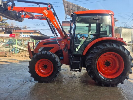 Daedong Tractor PX1000 (100hp) 앞좌측면