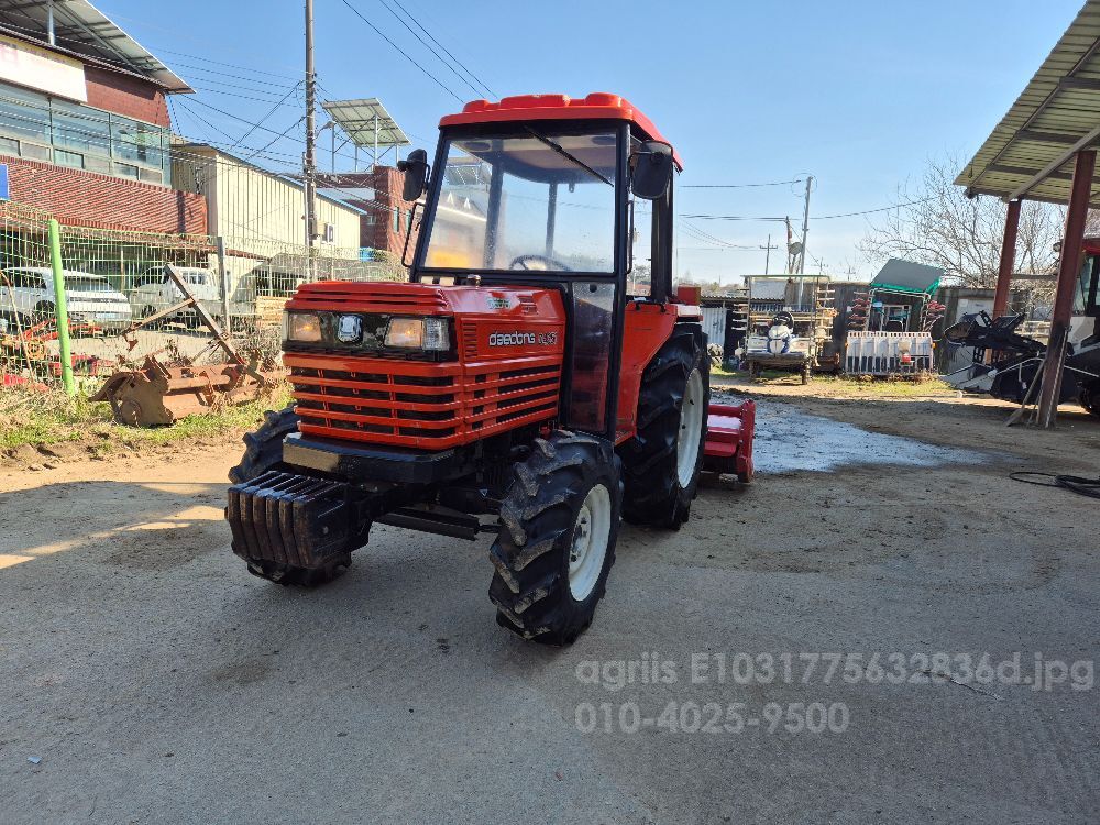 대동 트랙터 D4351 (43마력) 뒤우측면