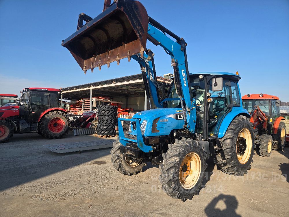 LS 트랙터 P7195 (97마력)