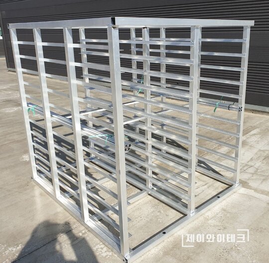 제이와이테크 육묘상자운반기 차량용 120조 차량용