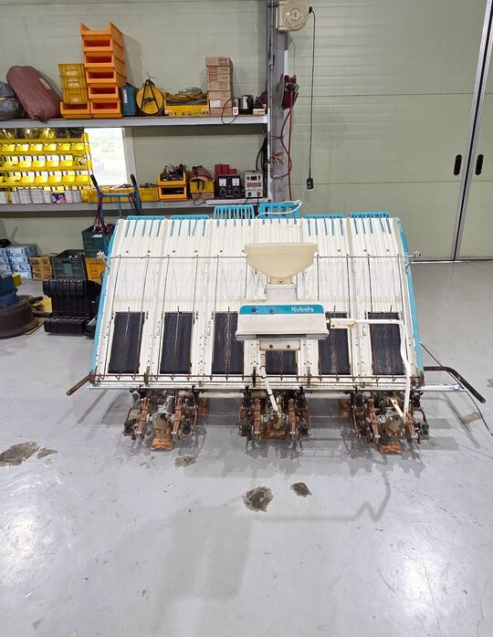 Kubota Rice transplanter KWP69DF (6Rows)