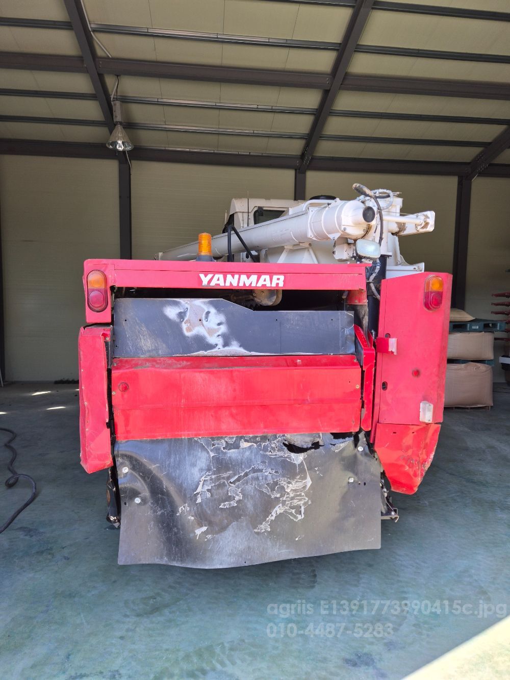 Yanmar Combine Harvester AW573 (5Rows)