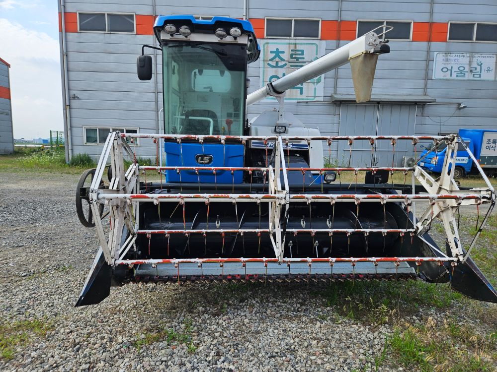 LS Combine Harvester MC85 (보통형)