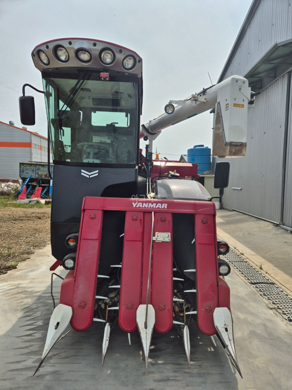 Yanmar Combine Harvester YH470 (4Rows)