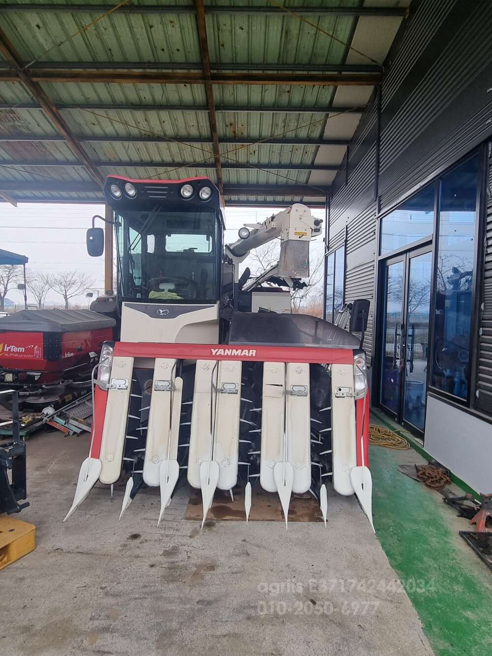 얀마 콤바인 AW7114 (7조식)