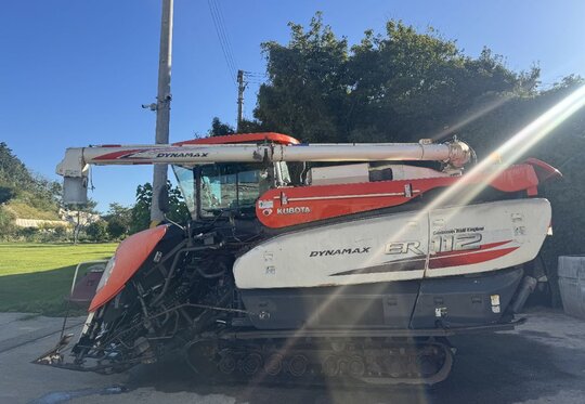Kubota Combine Harvester ER112 (6Rows)