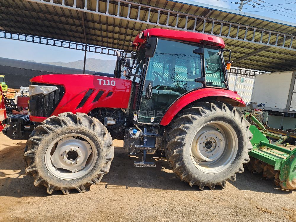 TYM 트랙터 T110 (111.5마력)