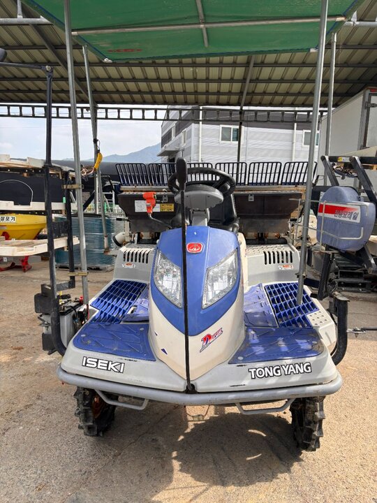 TYM Rice transplanter NP63D (6Rows)