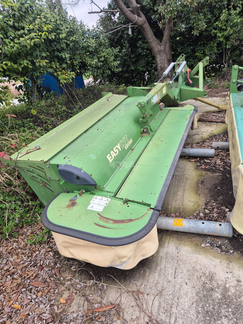  Mower Conditioner R320CV 