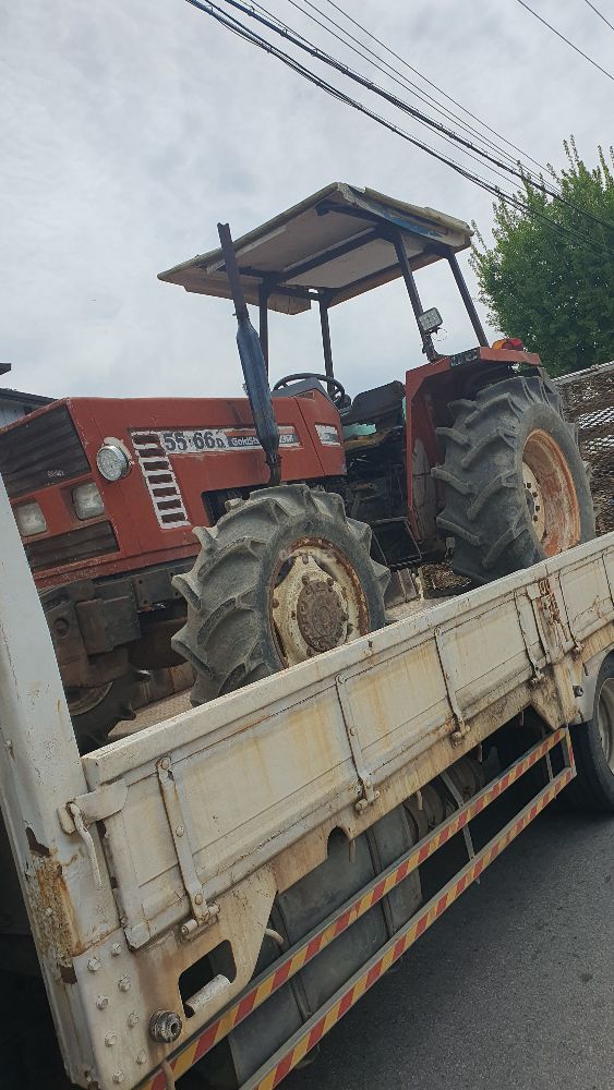 NewHolland Tractor 55-66D (55hp)