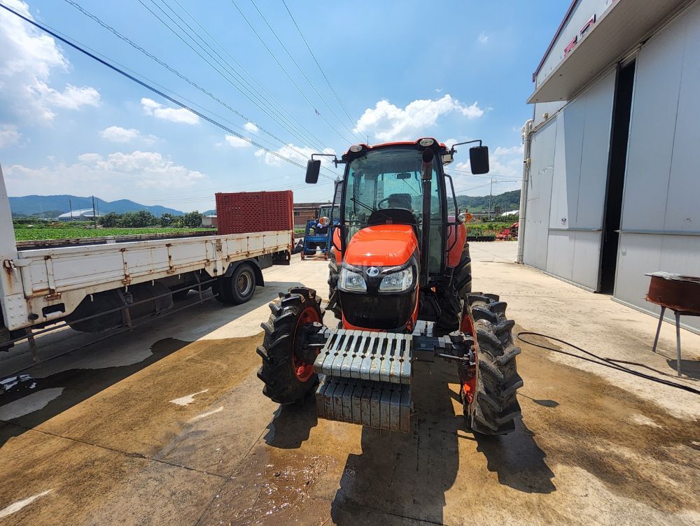 구보다 트랙터 M7040 (74마력)