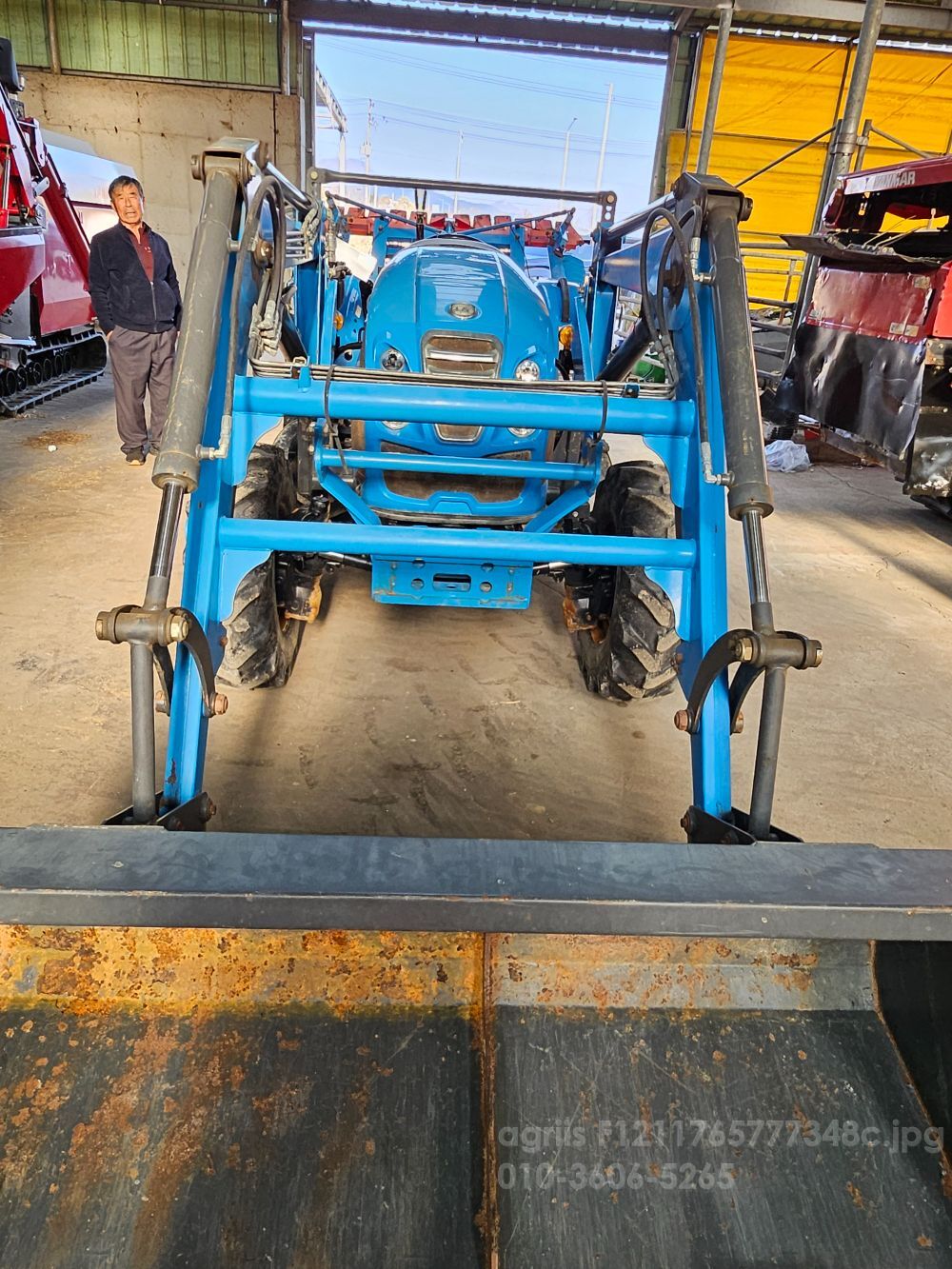 LS 트랙터 XR4155 (55.7마력)