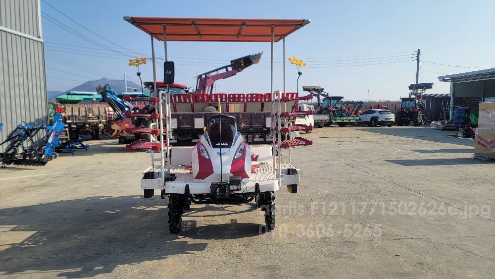 Yanmar Rice transplanter YR8DZ-F (8Rows)