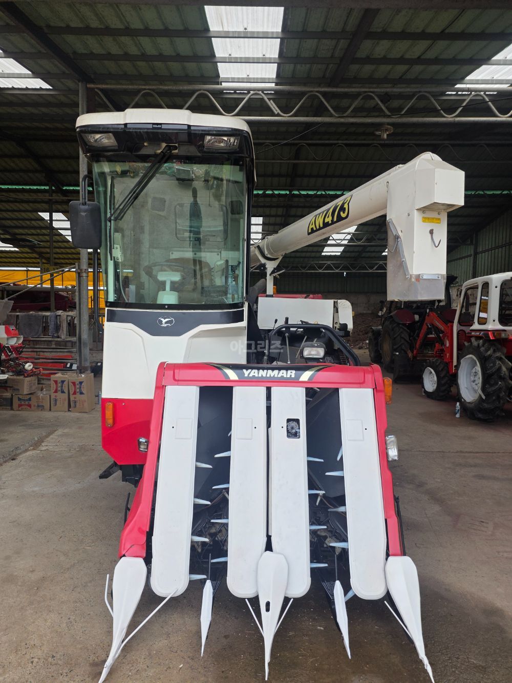 얀마 콤바인 AW473 (4조식)