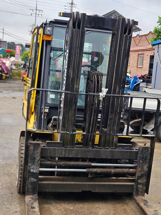 Hyundai Forklift 30D-9H (3.0톤)
