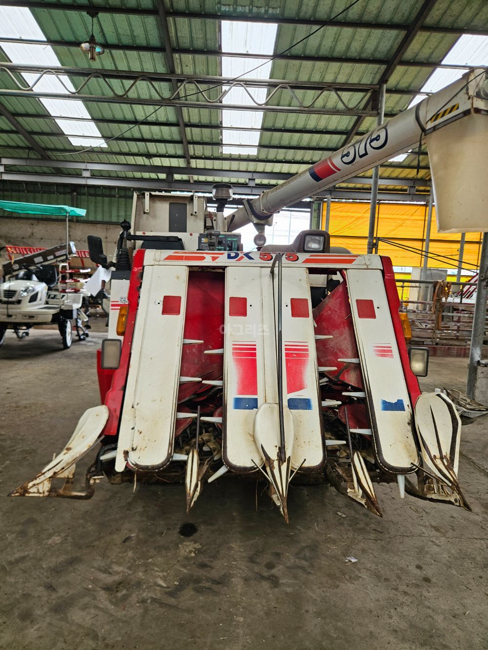 Kukje Combine Harvester EC575 (4Rows)