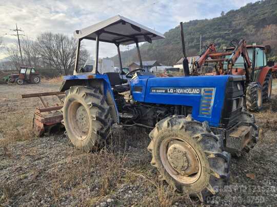 NewHolland Tractor 55-66D (55hp)