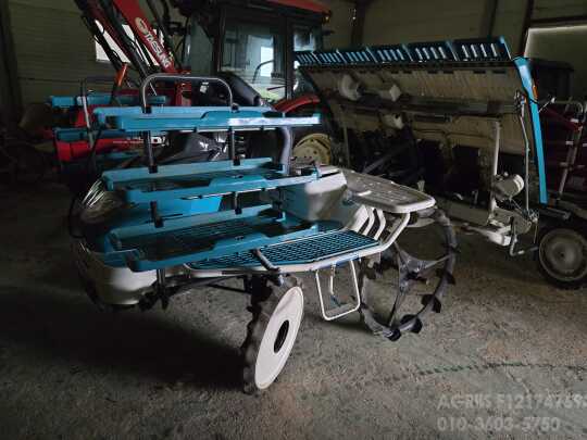 Kubota Rice transplanter NSU67 (6Rows)