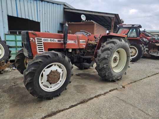 NewHolland Tractor 80-66D (80hp)