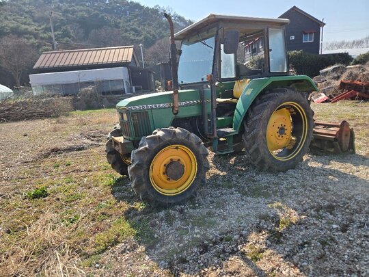 JohnDeere Tractor 5300 (56hp)