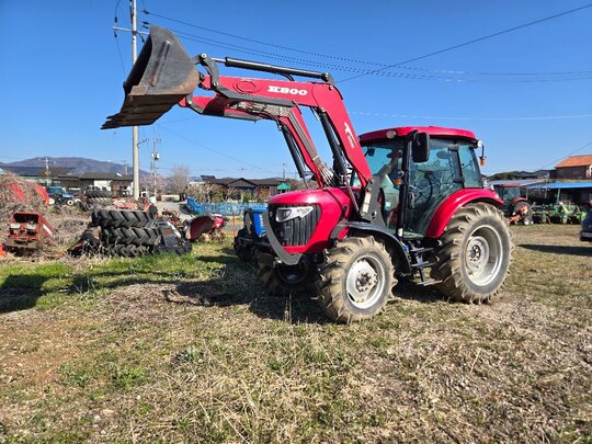 TYM Tractor T110 (111.5hp)