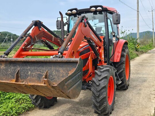 Daedong Tractor PX900 (90hp)