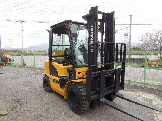 현대 포렉스 3톤 지게차 현대 30DE (3톤)