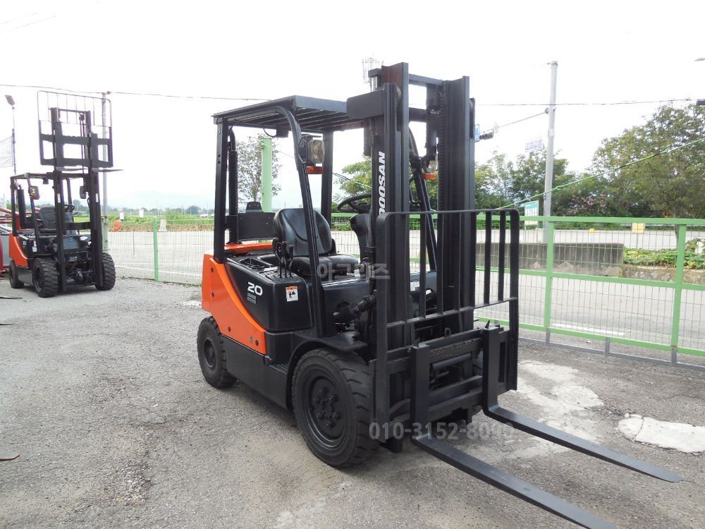  Forklift 두산 D20s-7 싸이드 (2톤)
