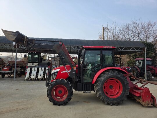 TYM 트랙터 LUXEN700 (70마력)
