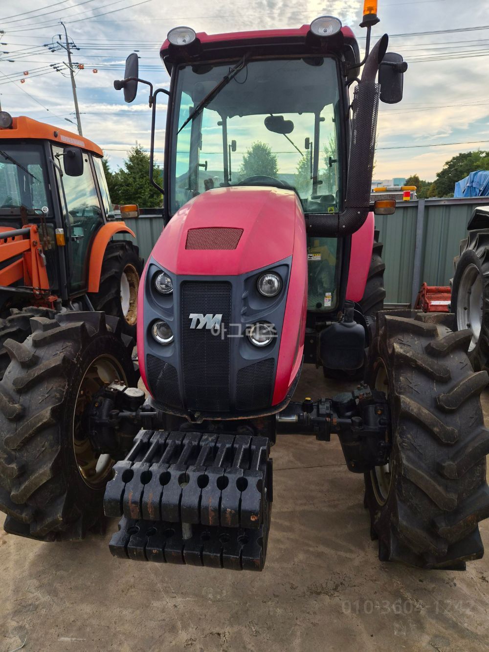 TYM Tractor TX76 (75hp)