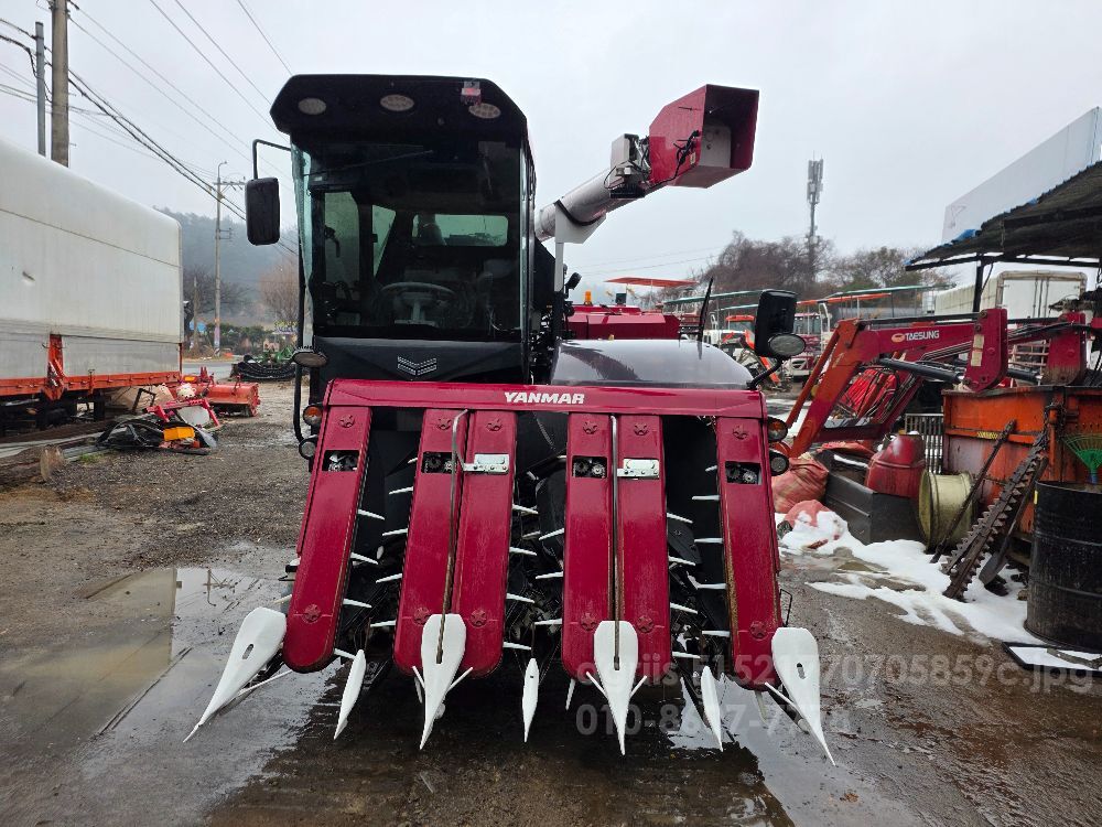 얀마 콤바인 YH6140 (6조식)