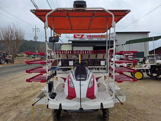 Yanmar Rice transplanter YR8DZTG-F (8Rows)
