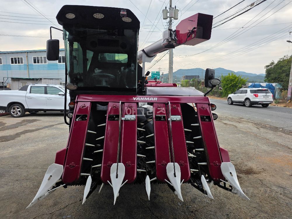 얀마 콤바인 AW695 (6조식)
