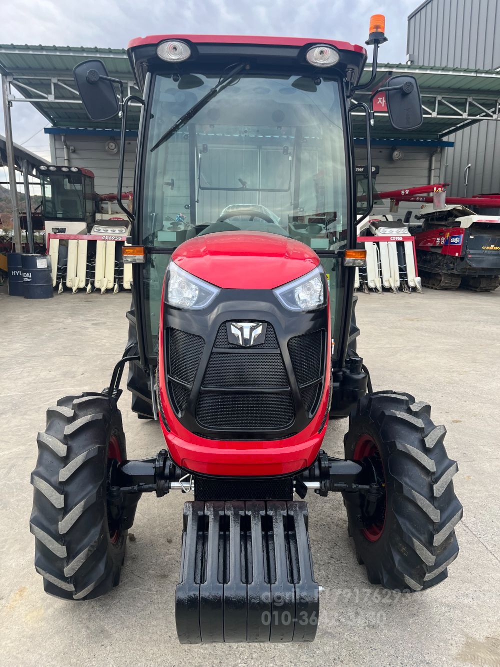 TYM 트랙터 T58 (55마력)