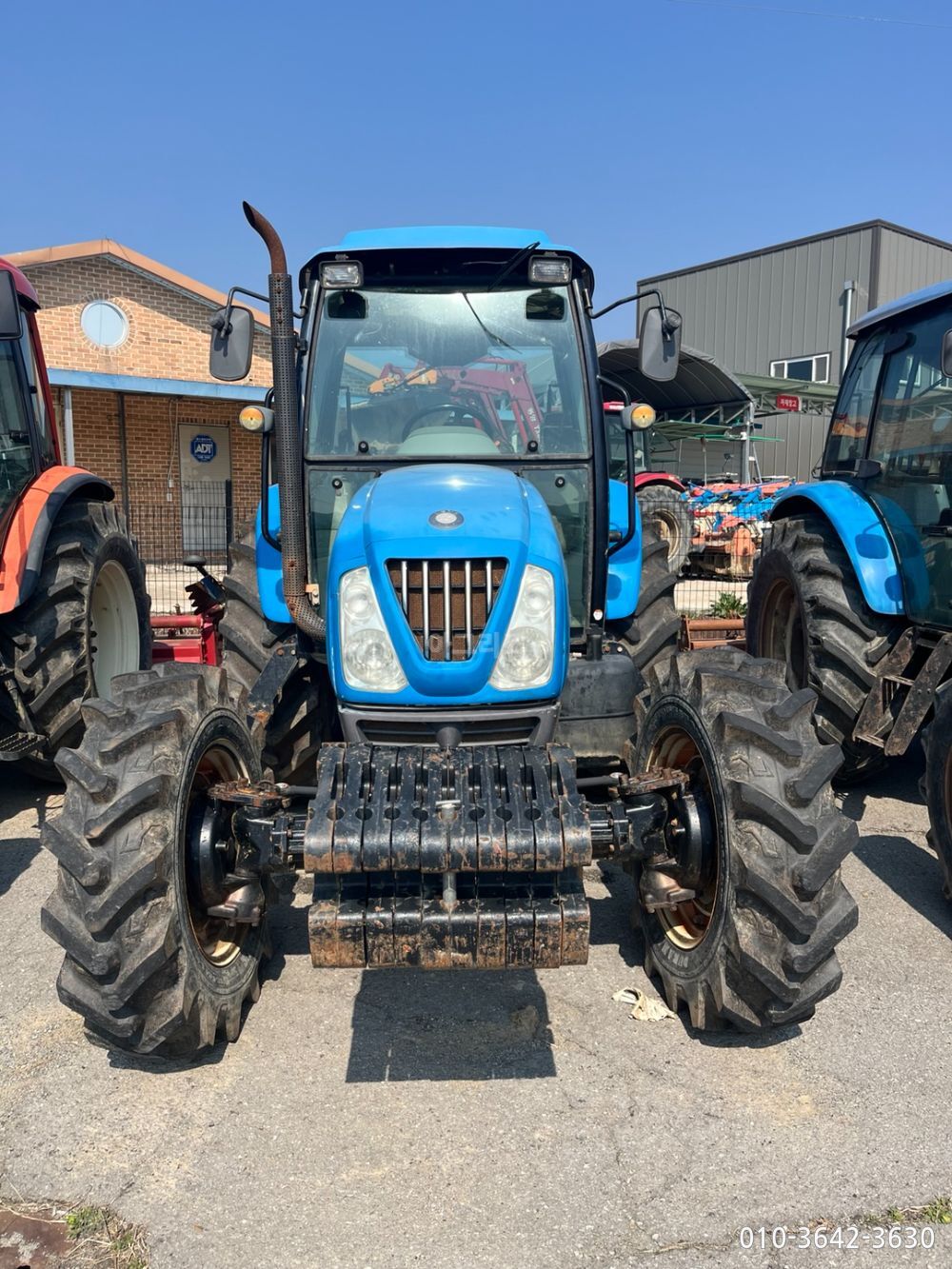 LS Tractor L7030 (85hp)
