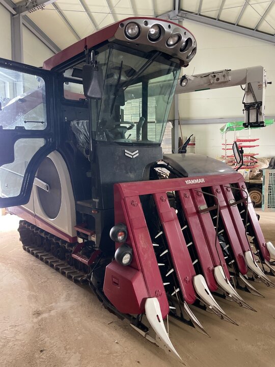 Yanmar Combine Harvester YH6115 (6Rows) 앞좌측면